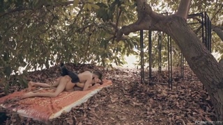 Tattooed Brunette Sandee Westgate Sucks and Fucks Outdoors - лучшее порно без регистрации 1PORNO.NET