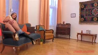 Young Blonde Haley Hill in Jeans - Hot Amateur Casting - лучшее порно без регистрации 1PORNO.NET