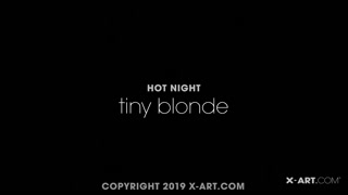 Beautiful Tiny Blonde Action - лучшее порно без регистрации 1PORNO.NET