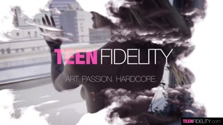 Teen Jade Jaxx takes Ryan Madison’s hard cock - лучшее порно без регистрации 1PORNO.NET