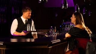 Club Euphoria Episode 3: Hairy Pussy Fingered On A Chair While She Cums - лучшее порно без регистрации 1PORNO.NET
