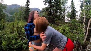 POV Threesome with Lana Mars & Akgingersnaps - Facial & Handjob Action - лучшее порно без регистрации 1PORNO.NET