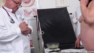 Hot Mature Brunette Jolly Jay in Naughty Doctor Visit - лучшее порно без регистрации 1PORNO.NET