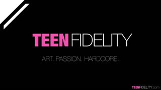 Ryan Madison Gives Monroe a Loaded Creampie - бесплатное порно на 1PORNO.NET