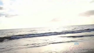 Blonde GF Makenna Blue teases with tiny bikini and small boobs - лучшее порно без регистрации 1PORNO.NET