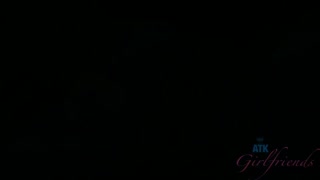 Amateur Riley Masturbates in the Shower - POV - лучшее порно без регистрации 1PORNO.NET