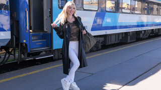 Blonde Babe Gatitaveve Gives Corporal a Blowjob and Facial - лучшее порно без регистрации 1PORNO.NET