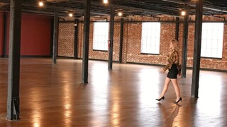 Jay Smooth Fucks Casca Akashova in Office for Favor - лучшее порно без регистрации 1PORNO.NET