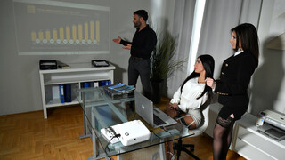 Distracted Office Babes: Martina Smeraldi & Emily Pink in Strap-On Action - лучшее порно без регистрации 1PORNO.NET