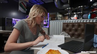 Cheating on Studies with a Thong-Wearing Tease - лучшее порно без регистрации 1PORNO.NET