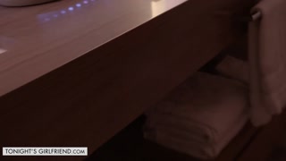 Pornstar Jessie Lee Helps Shy Guy Gain Confidence - лучшее порно без регистрации 1PORNO.NET
