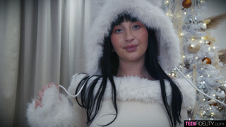 Ryan Madison's Merry Minkmas: Young And Rough - бесплатное порно на 1PORNO.NET