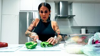 Naked and Ready: Joanna Angel & Small Hands - лучшее порно без регистрации 1PORNO.NET