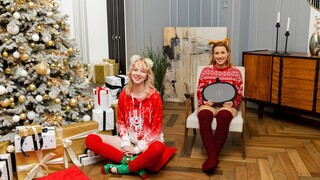 Elloise Arti & Angel Jolie's Orgasmic Christmas - лучшее порно без регистрации 1PORNO.NET