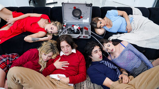 Swapception Unleashed: Orgy Within an Orgy with Blowjob and Facial - бесплатное порно на 1PORNO.NET