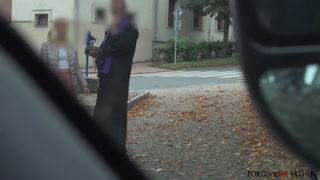 Blonde Babe Picked Up by Priest for Forbidden Christmas Fun - лучшее порно без регистрации 1PORNO.NET