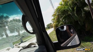 Carina Blair and Kaby Snow Get Busy on the Bus - бесплатное порно на 1PORNO.NET