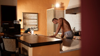 Kissing and Stripping Tease - бесплатное порно на 1PORNO.NET