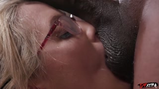 Facial Blowjob with Big Cock Action - бесплатное порно на 1PORNO.NET