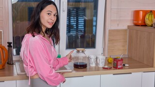 Teen European Girl Roxy Muray's Hardcore Winter Fun - бесплатное порно на 1PORNO.NET