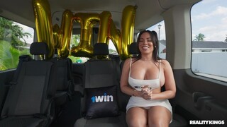 Amateur Hottie Wins Big Cock Ride - бесплатное порно на 1PORNO.NET