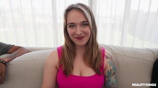 Interracial Fuck with Barbie - бесплатное порно на 1PORNO.NET