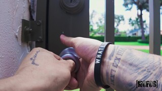Package Deal: Blowjob & More - лучшее порно без регистрации 1PORNO.NET