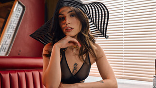 Chanel's Lingerie Lust - бесплатное порно на 1PORNO.NET