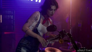 Jade Venus Deepthroat Action - лучшее порно без регистрации 1PORNO.NET