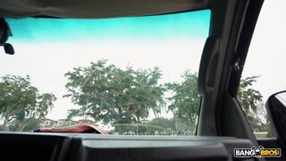 Shaved Pussy Shrooms on the Bus - бесплатное порно на 1PORNO.NET