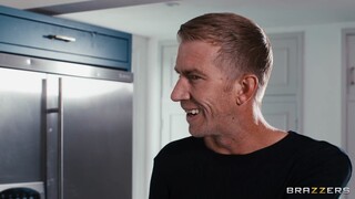Quincy’s Big Natural Tits Bounce in Cowgirl Sex - лучшее порно без регистрации 1PORNO.NET