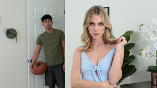 Stepmom's Puffy Nipples and Panties Get Exposed - лучшее порно без регистрации 1PORNO.NET