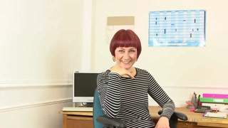 Office slut Penny Brooks touches herself hard - лучшее порно без регистрации 1PORNO.NET