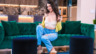 Latina Stepsister Sucks Stepbrother's Big Dick - бесплатное порно на 1PORNO.NET