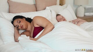 The Gift She Really Wants: A Big Cock - бесплатное порно на 1PORNO.NET