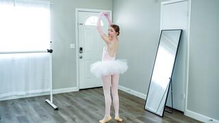 Myra's Sensual Ballet Test - лучшее порно без регистрации 1PORNO.NET