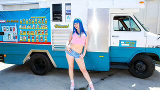 Blu's Ice Cream Adventure - лучшее порно без регистрации 1PORNO.NET
