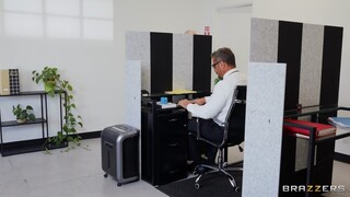 Big Tits Office Suck Fest - лучшее порно без регистрации 1PORNO.NET