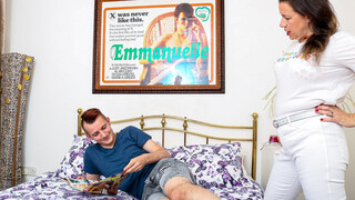 Big Tits MILF Gets Deepthroat - бесплатное порно на 1PORNO.NET