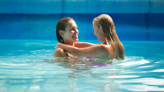 Swimming Pool Sex Fest - бесплатное порно на 1PORNO.NET