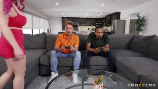 Redhead Gets Gangbanged by Two Hungry Dudes - лучшее порно без регистрации 1PORNO.NET