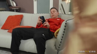 Dad's the Creep Who Fucks My Friends! - лучшее порно без регистрации 1PORNO.NET